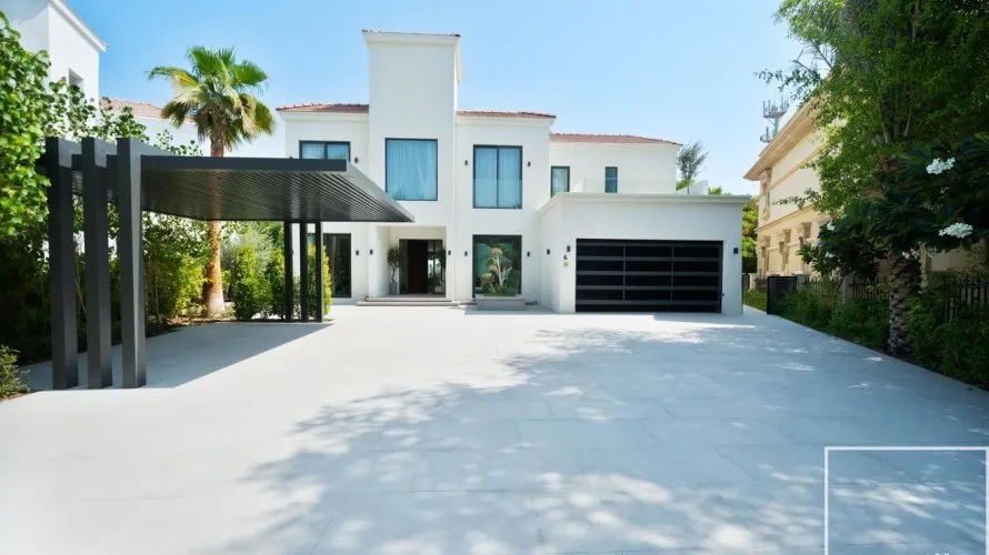 Villa de 5 chambres à Jumeirah Islands, UAE No. 1452