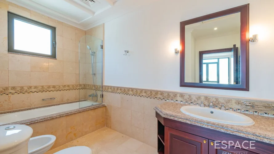 Villa de 6 chambres à Palm Jumeirah, UAE No. 1043 № 16