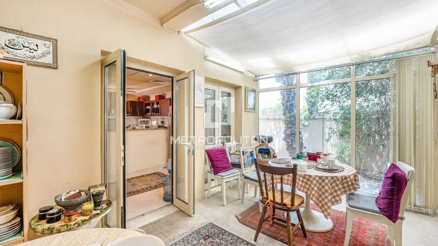 Villa de 4 chambres à Meadows, UAE No. 1242 № 10