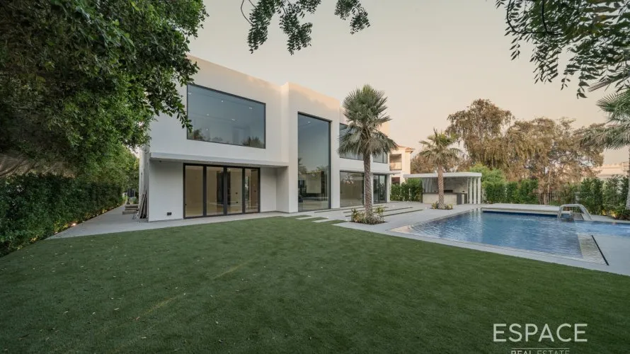 Villa de 5 chambres à Jumeirah Islands, UAE No. 1195 № 2