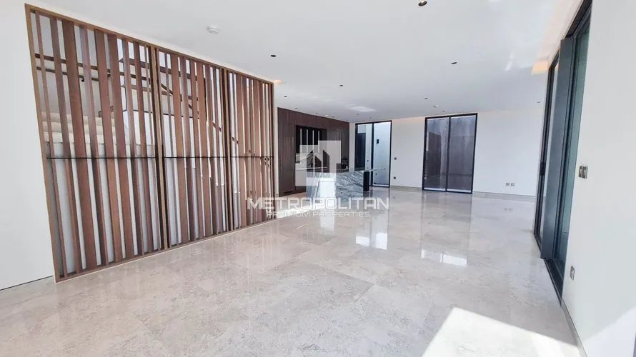 Villa de 5 chambres à Tilal Al Ghaf, UAE No. 1290