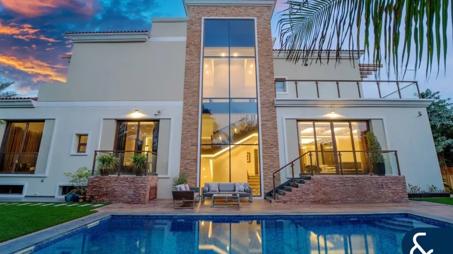 Villa de 5 chambres à Jumeirah Golf Estates, UAE No. 1547