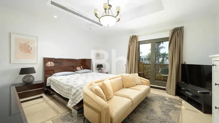 Villa de 4 chambres à Palm Jumeirah, UAE No. 970 № 15