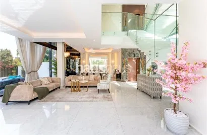 Villa de 4 chambres à Al Barari, UAE No. 784