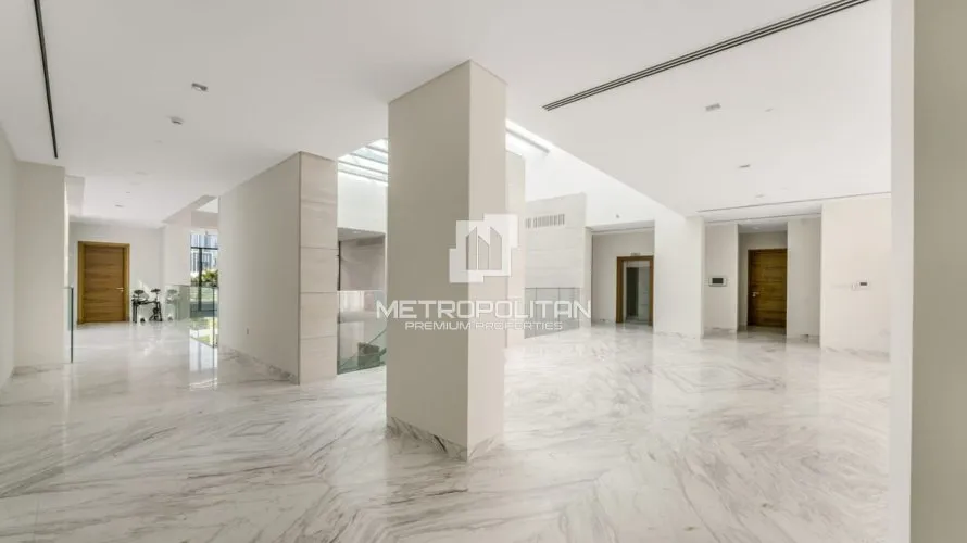 Villa de 8 chambres à District One, UAE No. 674 № 8