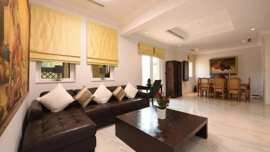 Villa de 3 chambres à Dubai, UAE No. 498 № 19