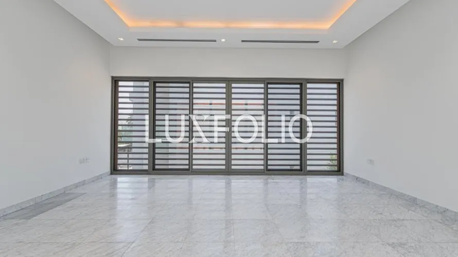 Villa de 5 chambres à District One, UAE No. 841 № 16