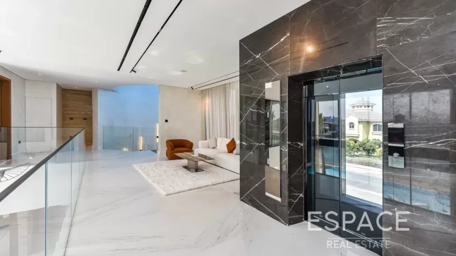 Villa de 6 chambres à Palm Jumeirah, UAE No. 1060 № 14