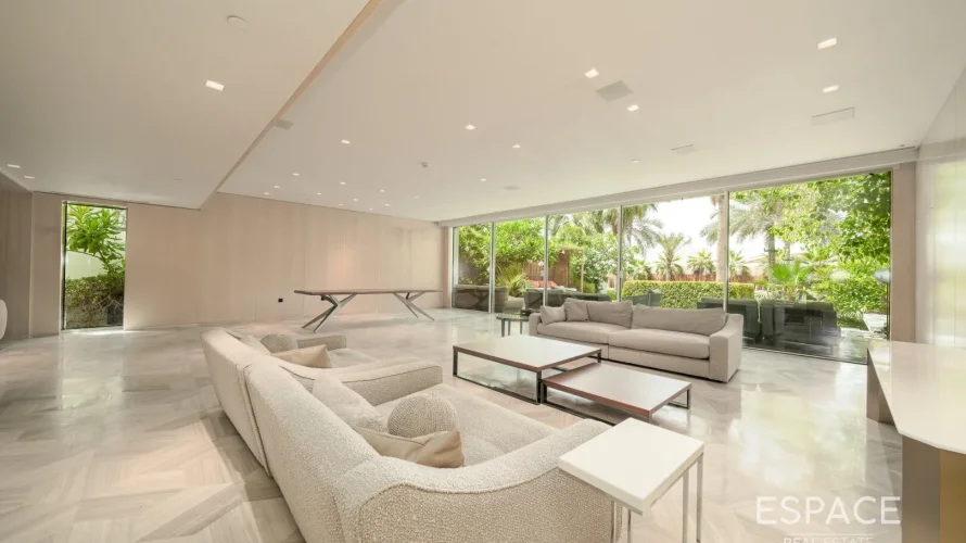 Villa de 5 chambres à Palm Jumeirah, UAE No. 1031 № 1