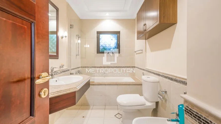 Villa de 4 chambres à Palm Jumeirah, UAE No. 1249 № 25