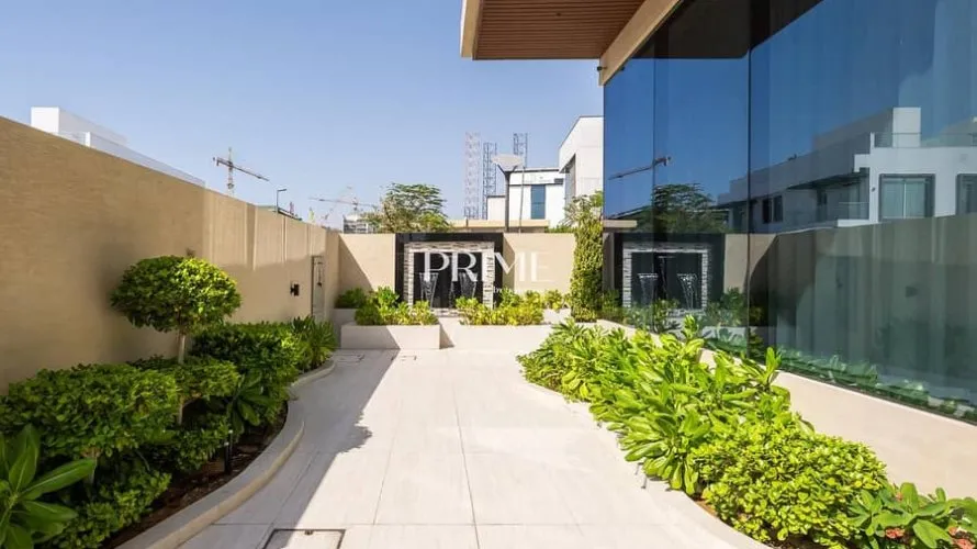 Villa de 5 chambres à Dubai, UAE No. 953 № 1