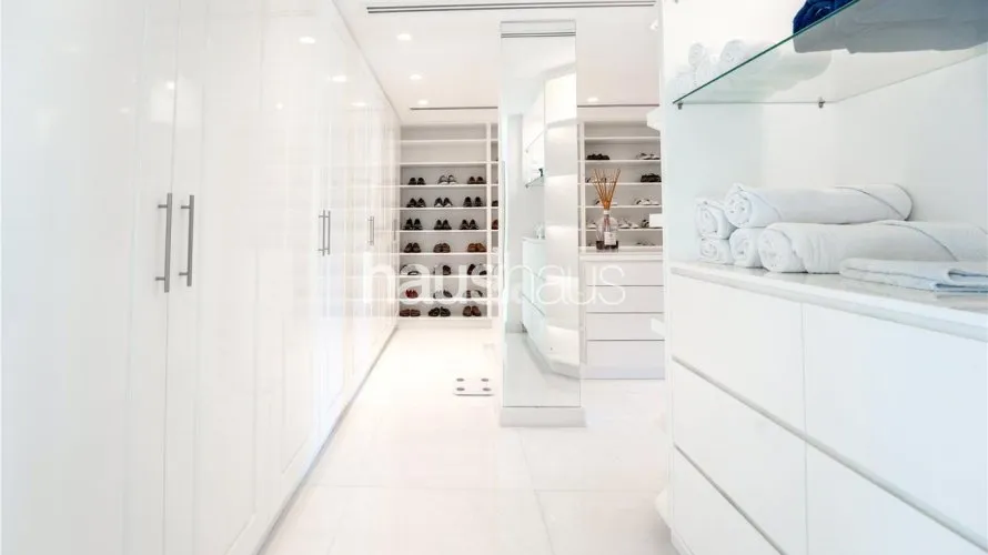 Villa de 4 chambres à Jumeirah Islands, UAE No. 772 № 12