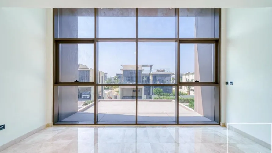 Villa de 4 chambres à Golf Place, UAE No. 988 № 17