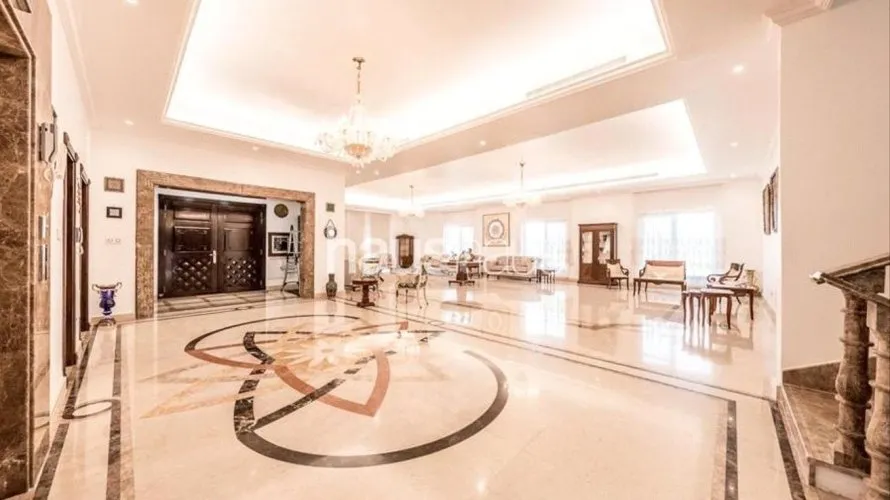 Villa de 7 chambres à Al Khawaneej, UAE No. 825 № 1
