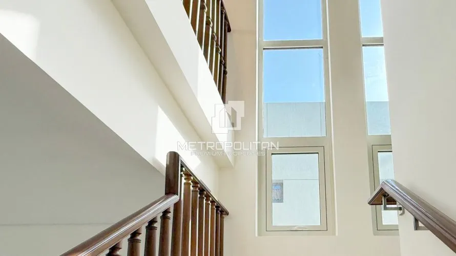 Villa de 5 chambres à District One, UAE No. 1273 № 7