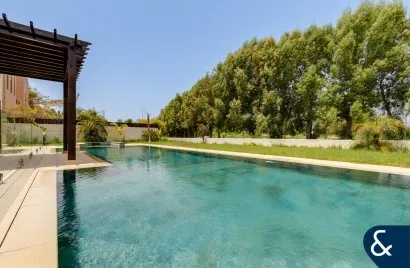 Villa de 6 chambres à The Lakes, UAE No. 1371