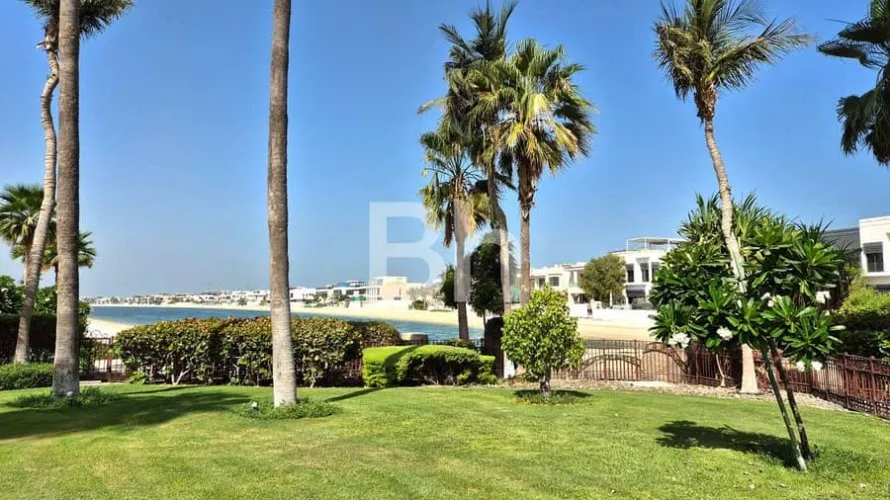 Villa de 4 chambres à Palm Jumeirah, UAE No. 970 № 3