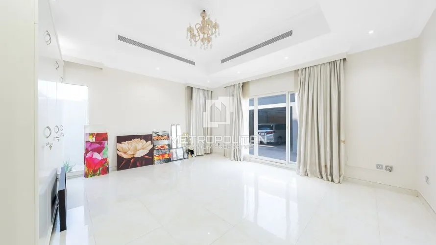 Villa de 6 chambres à Al Barsha, UAE No. 1274 № 5