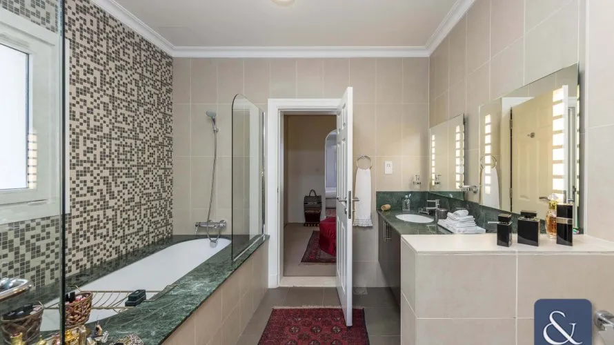 Villa de 4 chambres à Sienna Lakes, UAE No. 1325 № 20