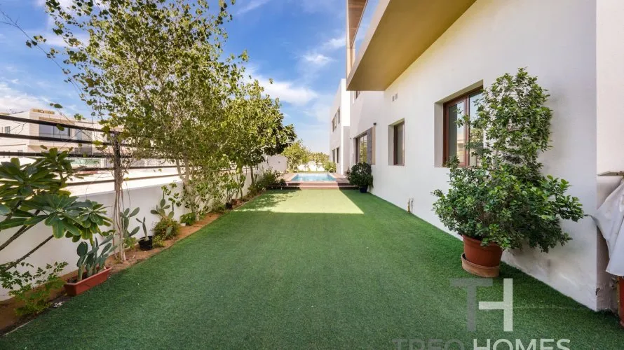 Villa de 7 chambres à Jumeirah Park, UAE No. 645 № 14