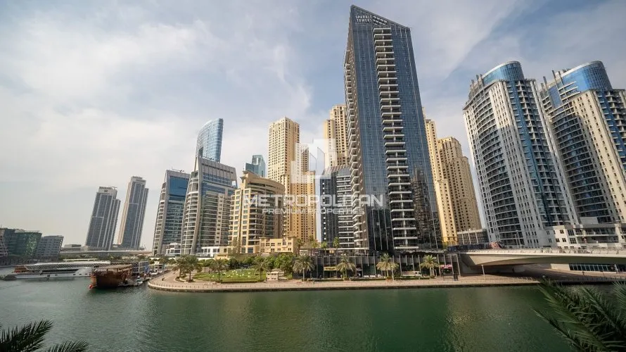 Villa de 4 chambres à Dubai Marina, UAE No. 666