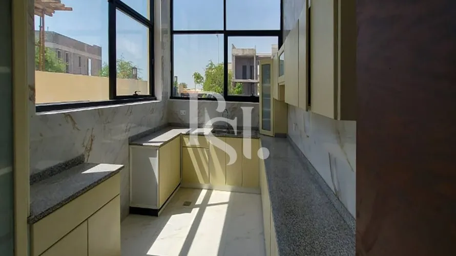 Villa de 5 chambres à Yas Island, UAE No. 2583 № 17