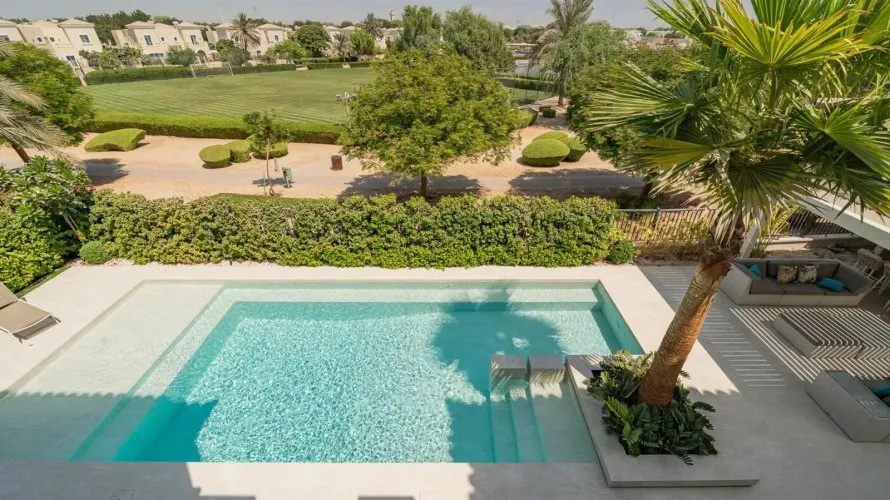 Maison de ville de 6 chambres à Dubai, UAE No. 2255 № 13