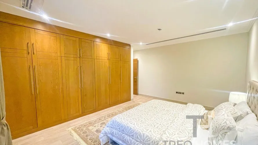 Villa de 4 chambres à Regional, UAE No. 2210 № 3