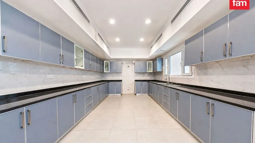 Villa de 5 chambres à Dubai, UAE No. 2417 № 24