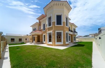 Villa de 6 chambres à Dubai, UAE No. 2376