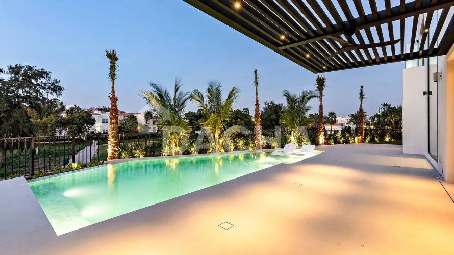 Villa de 5 chambres à Jumeirah Islands, UAE No. 2428 № 15