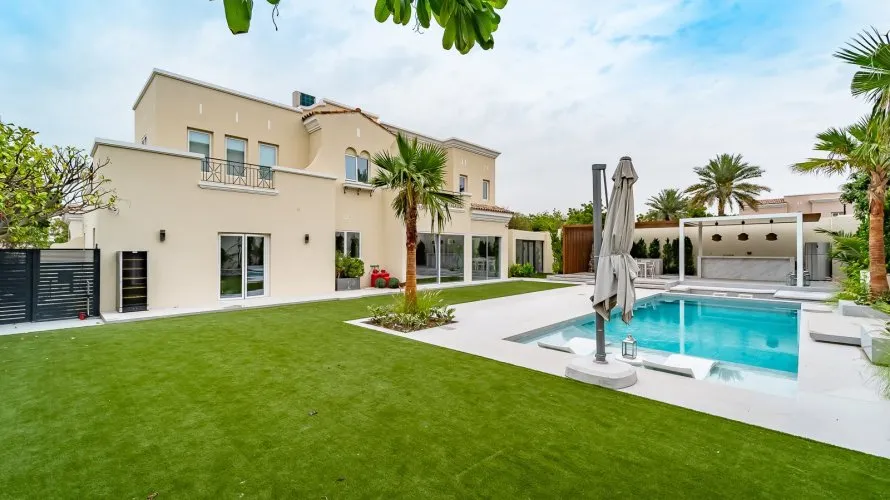 Villa de 5 chambres à Dubai, UAE No. 2346 № 19