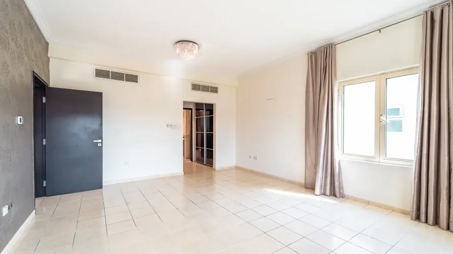 Villa de 4 chambres à Jumeirah Islands, UAE No. 2408 № 5
