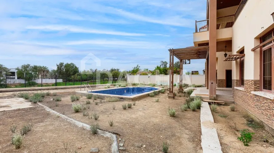 Villa de 5 chambres à Jumeirah Islands, UAE No. 2399 № 1