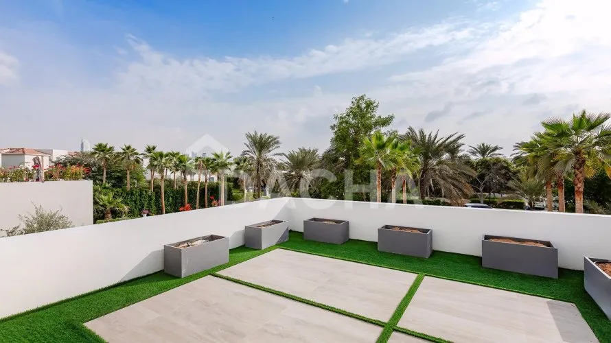 Villa de 4 chambres à Jumeirah Islands, UAE No. 2394 № 27