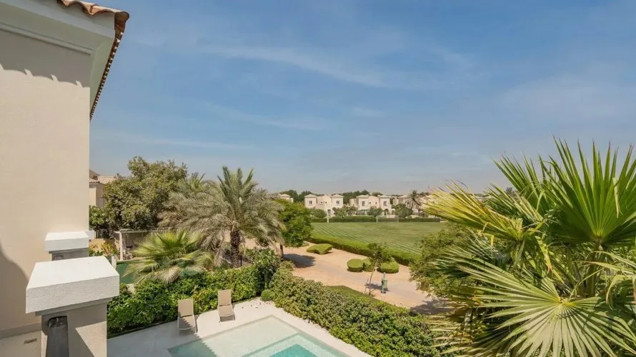 Maison de ville de 6 chambres à Dubai, UAE No. 2255 № 12