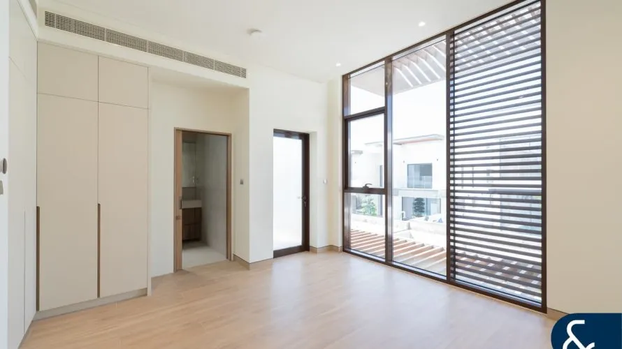 Villa de 5 chambres à Jumeirah Park Homes, UAE No. 2271 № 2
