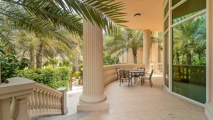 Villa de 4 chambres à Palm Jumeirah, UAE No. 2257 № 23