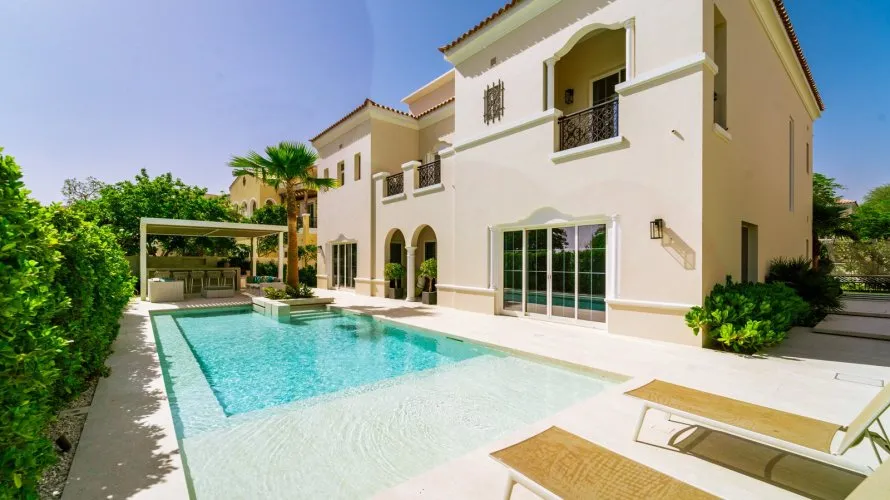 Maison de ville de 6 chambres à Dubai, UAE No. 2255 № 7