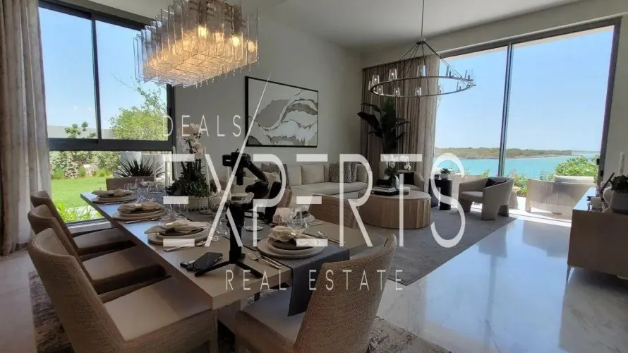 Villa de 6 chambres à Abu Dhabi, UAE No. 2704 № 18