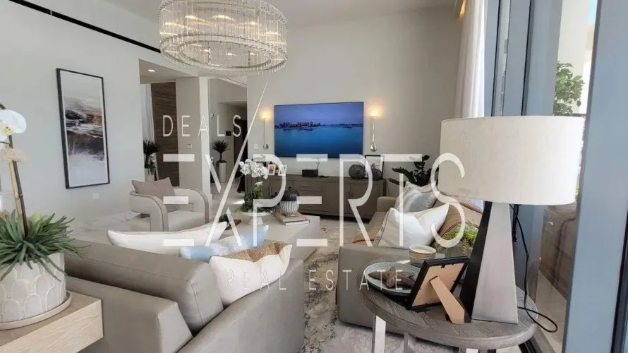 Villa de 6 chambres à Abu Dhabi, UAE No. 2704 № 14