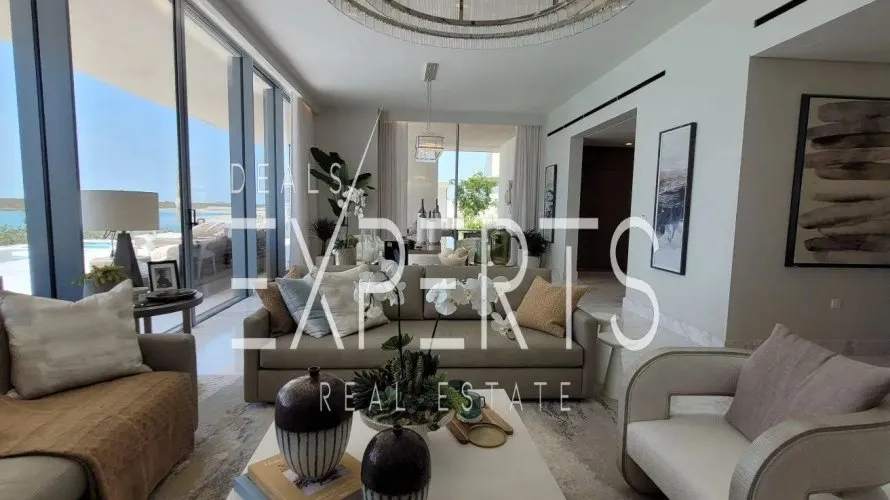 Villa de 6 chambres à Abu Dhabi, UAE No. 2704 № 15