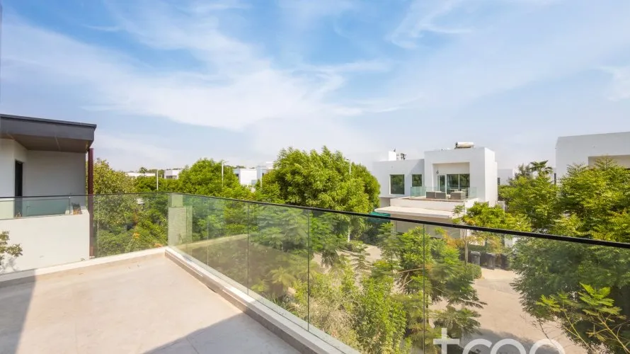 Villa de 4 chambres à Al Barari, UAE No. 2840 № 2