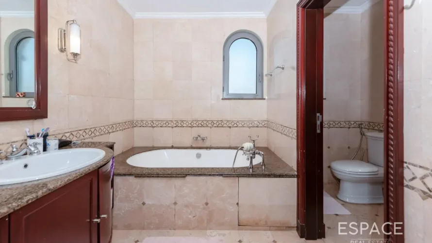 Villa de 6 chambres à Palm Jumeirah, UAE No. 3002 № 3