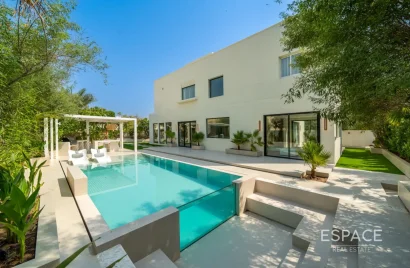 Villa de 5 chambres à Meadows, UAE No. 2955