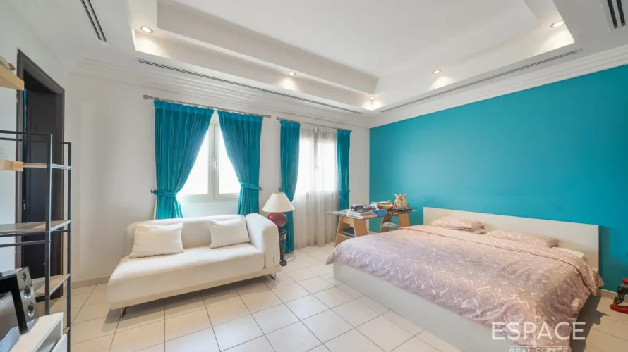Villa de 5 chambres à Meadows, UAE No. 2979 № 10