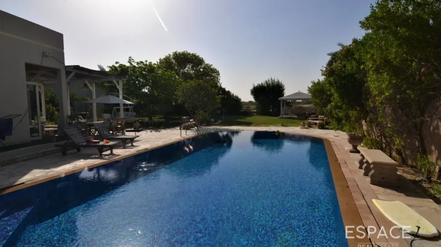 Villa de 5 chambres à Saheel, UAE No. 2969 № 1