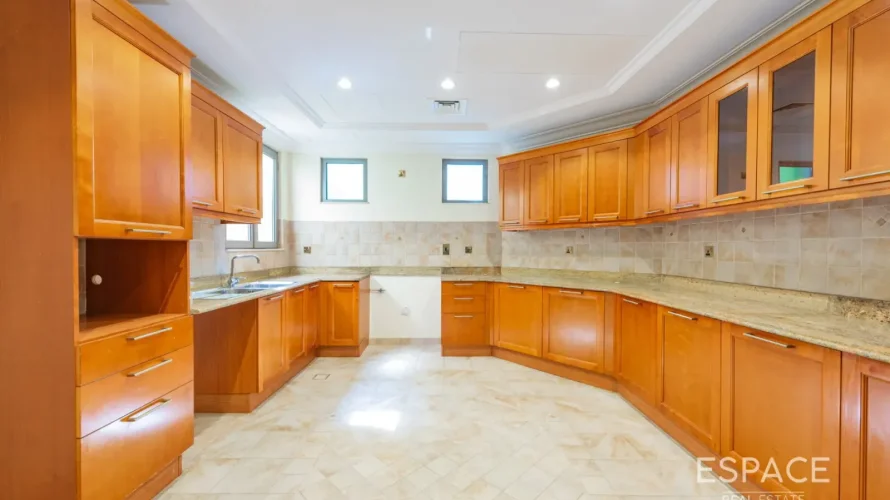 Villa de 4 chambres à Palm Jumeirah, UAE No. 3010 № 15