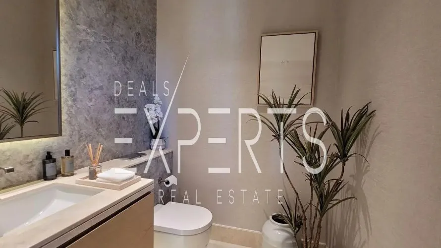 Villa de 6 chambres à Abu Dhabi, UAE No. 2704 № 4