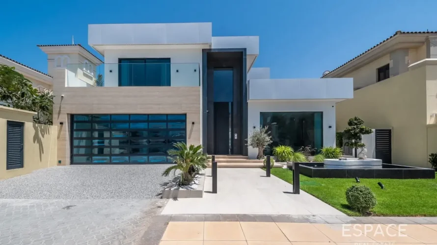 Villa de 5 chambres à Palm Jumeirah, UAE No. 2990 № 1